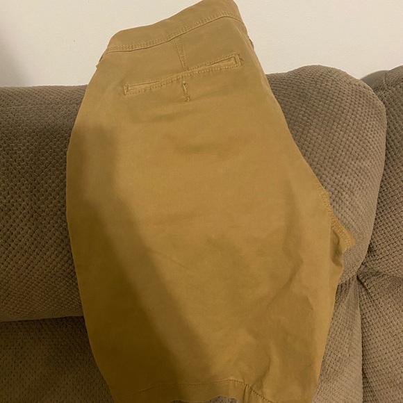 Men’s shorts - Picture 2 of 2